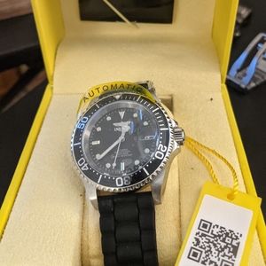 NEW Invicta Pro Diver